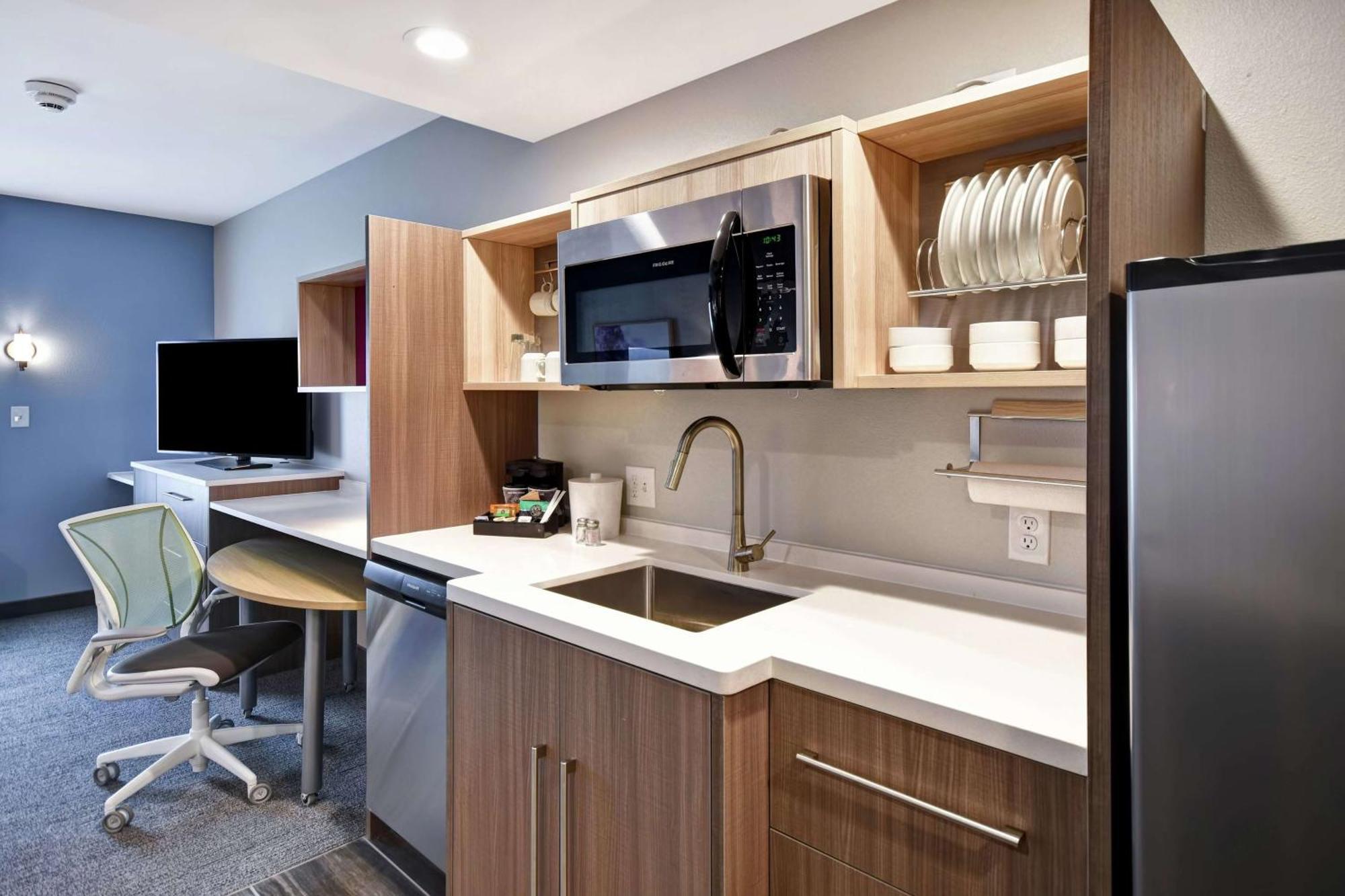 Home2 By Hilton 3*